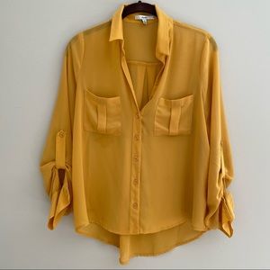mustard 3/4 sleeve blouse